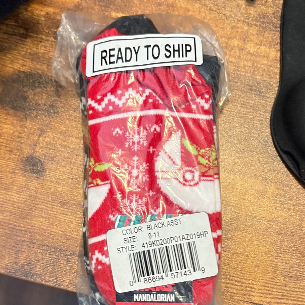 Star Wars Mandalorian Red and Black Casual Socks